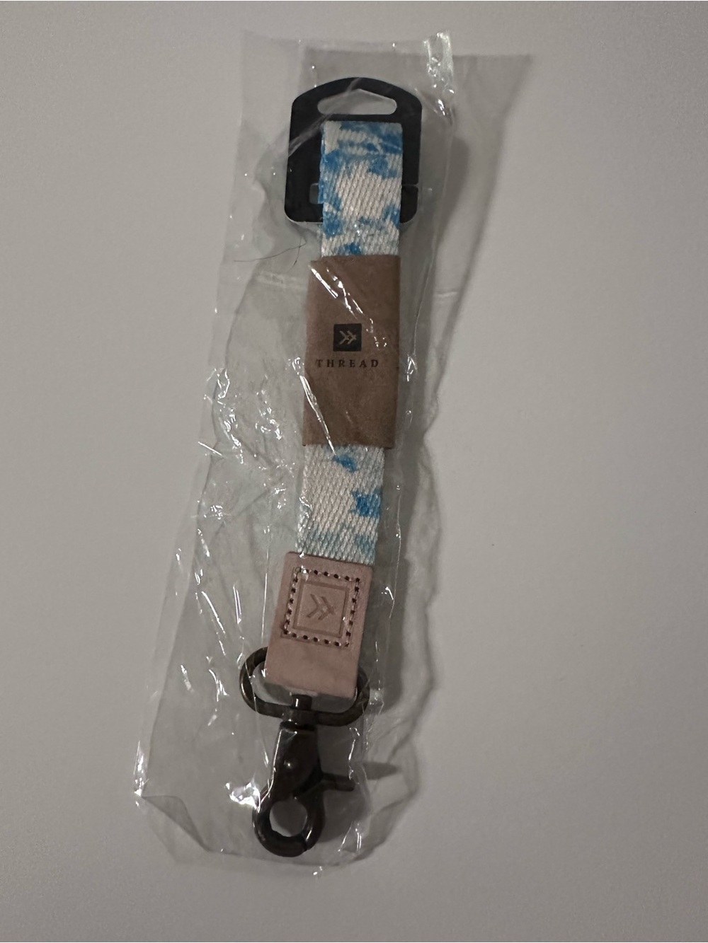 THREAD Wallet Tie-Dye Blue & White Keychain Wristlet